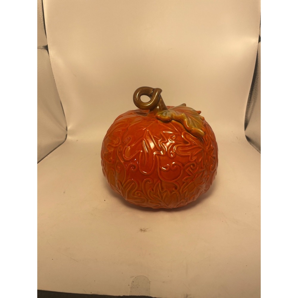 Embossed Leaves Ceramic Halloween Fall Pumpkin Table decor - 5.5" x 6" Round
